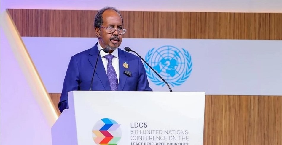 Madaxweyne Xassan Sheekh Maxamuud.jpg